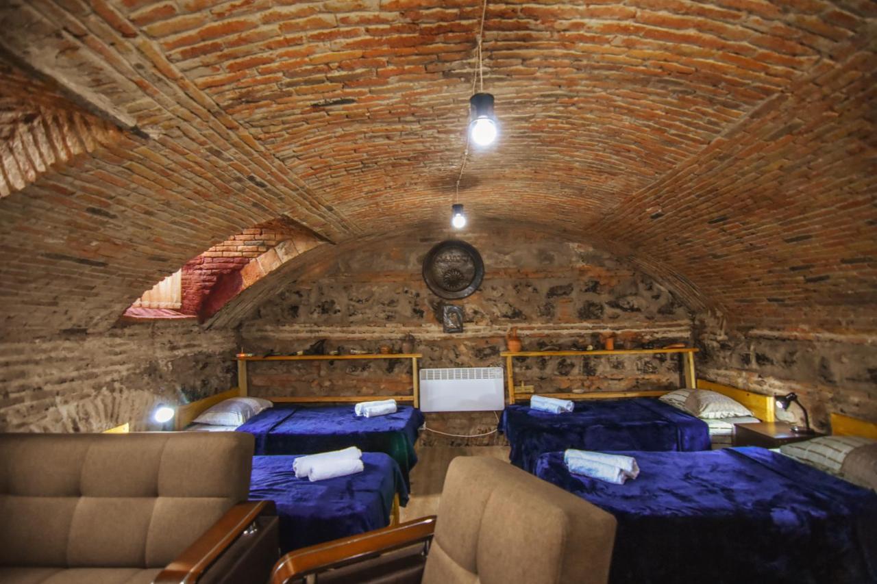 Guest House Kakabadzeebi 9 Τυφλίδα Εξωτερικό φωτογραφία